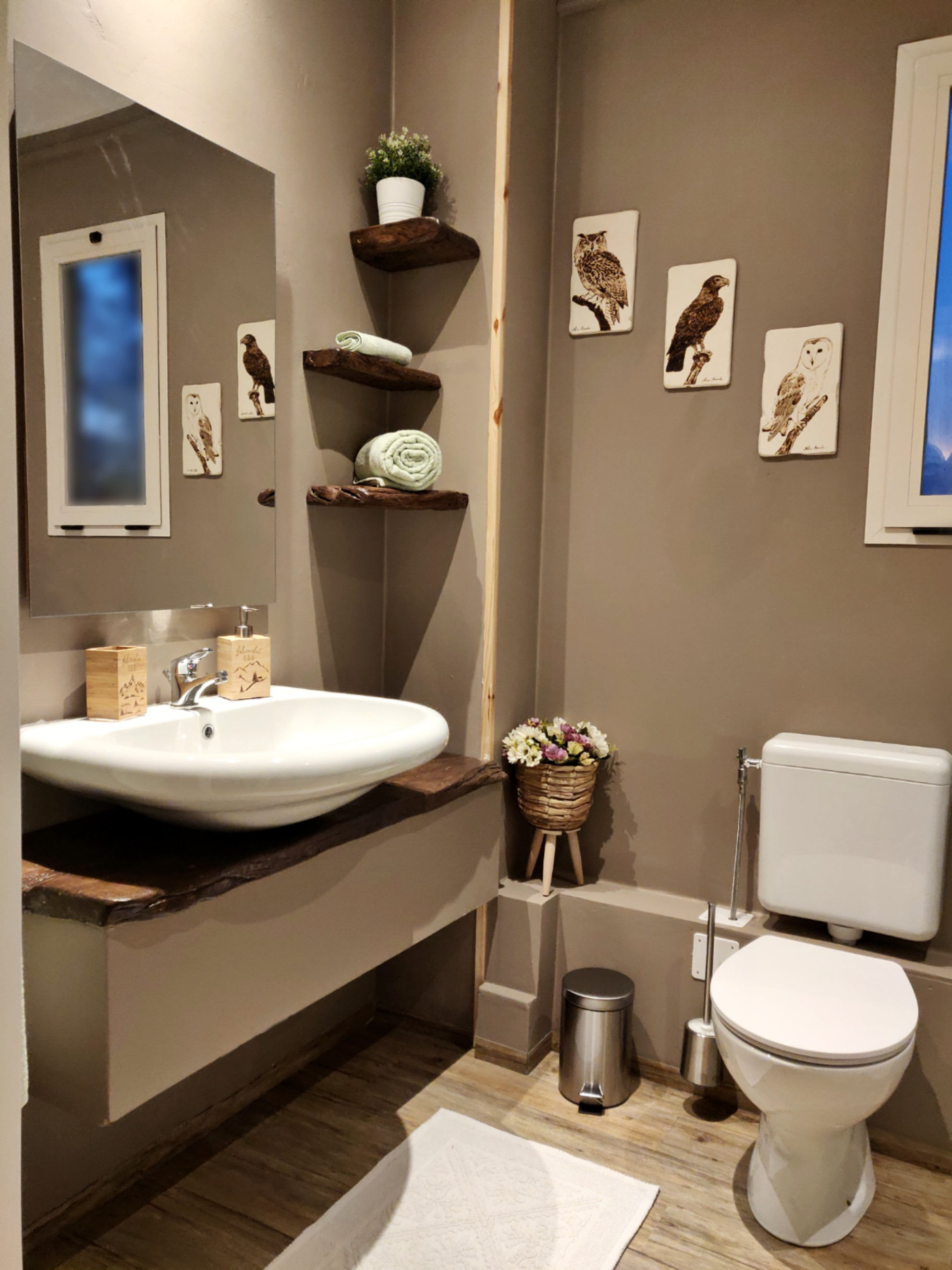 Marmotta room — private bathroom