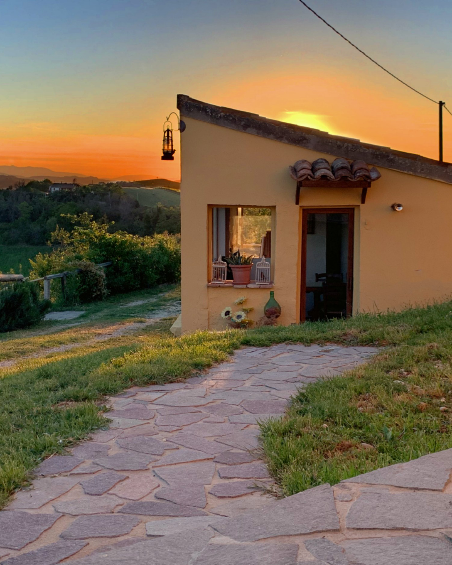 La Porcilaia bei Sonnenuntergang, Außenansicht