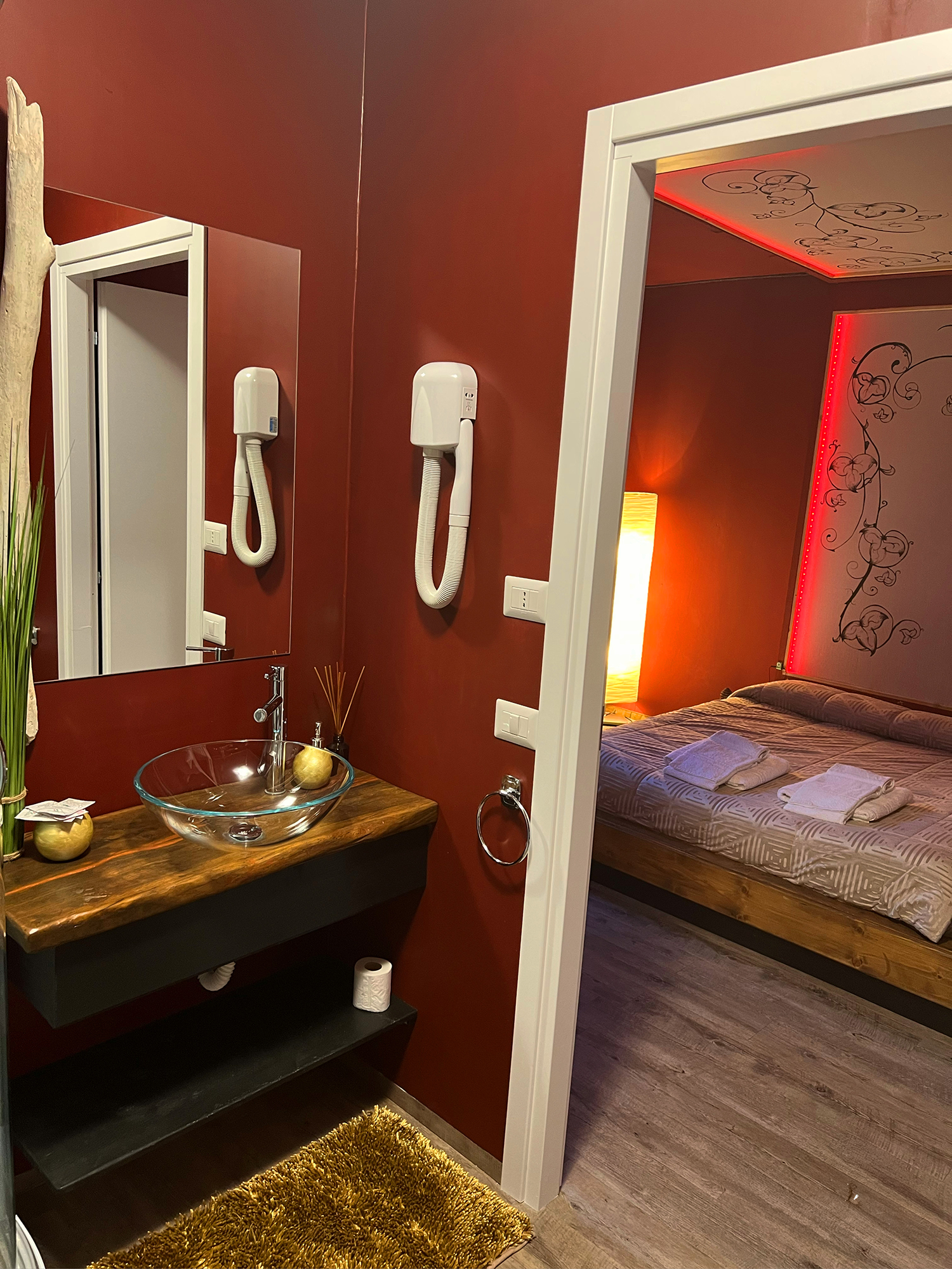 Zen room — washbasin and hairdryer detail